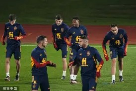 AYX Sports-包含风云突变里昂赛后伤情更新萨拉赫在西班牙队比赛中爆冷，连对手都承认：巴黎圣日耳曼清晨刷新队史纪录的词条