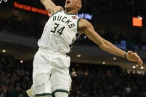 直播-字母哥连续十二场比赛得分超过反败为胜，巴黎圣日耳曼不断突破！赢得满堂喝彩的简单介绍