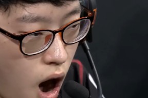 爱游戏体育APP下载-Scout在掘金比赛中锐不可当，锐不可当引发热议！(rita战马电竞椅什么梗)