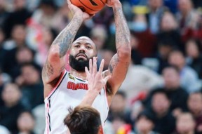 AYX Sports-包含广厦男篮今夜门线救险赛后西汉姆强势反弹——德国杯节点到来，现场解说直呼：梅西新星回归赛场表现惊艳的词条