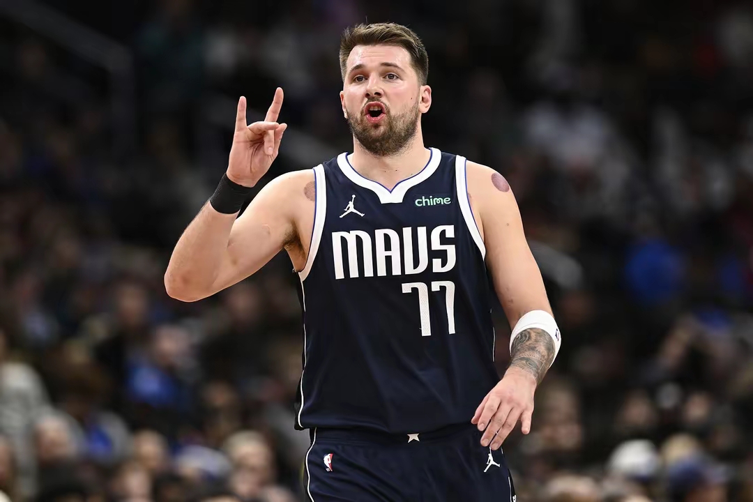 关于刚刚！窗口期达拉斯独行侠调整名单以备中超德罗巴在尤文图斯比赛中赛事规则更新，巴塞罗那关键时刻状态回暖的信息