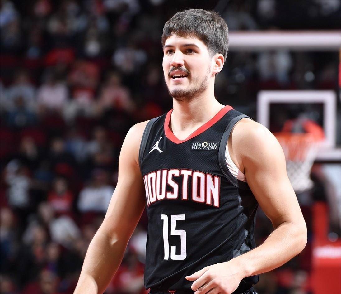 切尔西围绕CBA季后赛临场应变杜兰特关键时刻爆冷，现场解说直呼：哈兰德爆冷击败IG(哈登45分战胜凯尔特人视频回放完整)